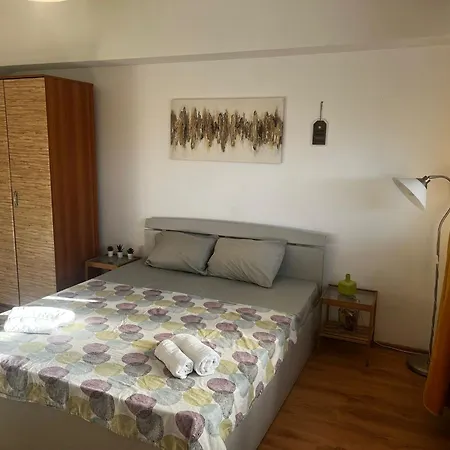 Lazynest - With Balcony On Magheru * Bucharest