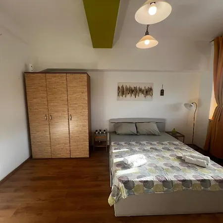 Lazynest - With Balcony On Magheru * Bucharest